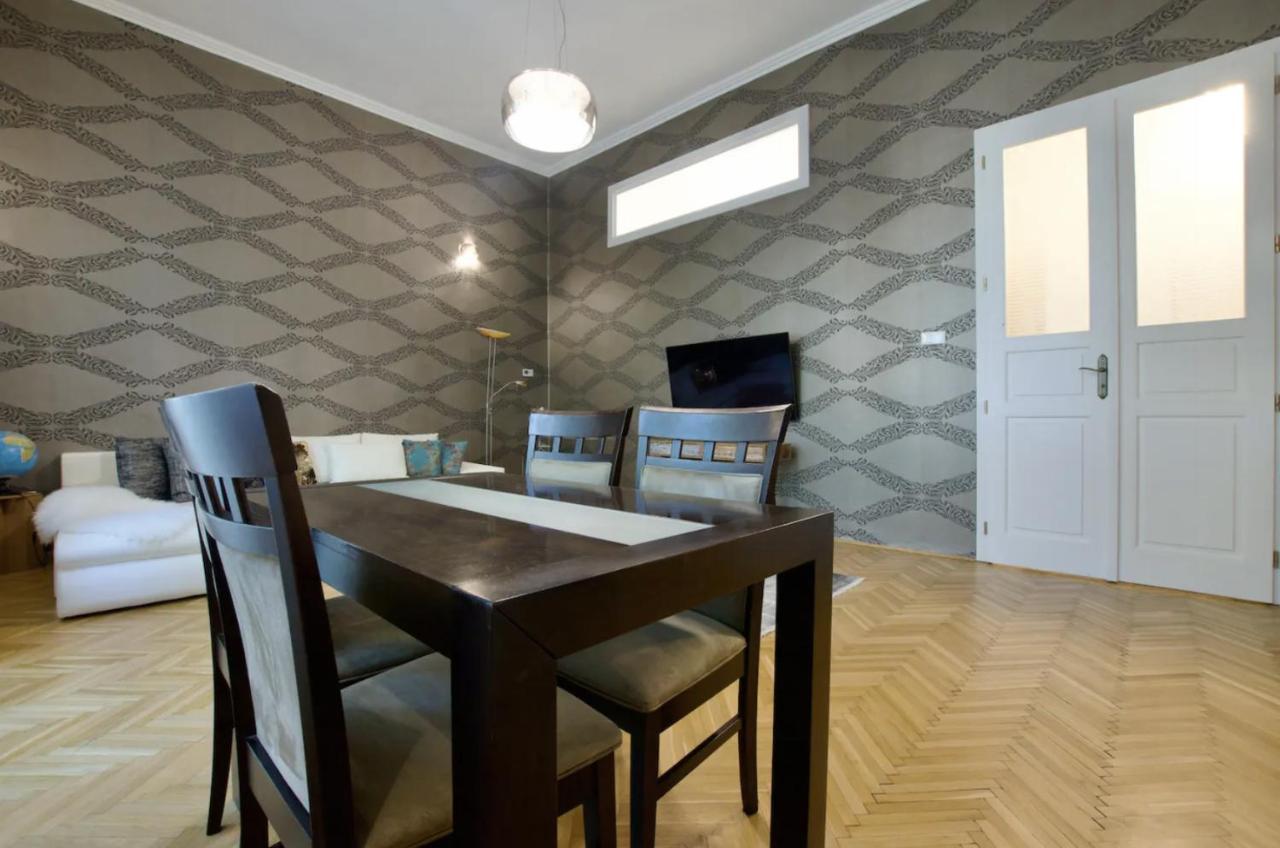 Premium Apartment By Hi5 - Lendvay Palace ブダペスト エクステリア 写真